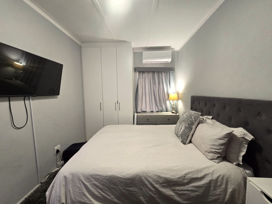 2 Bedroom Property for Sale in Paarl North Western Cape